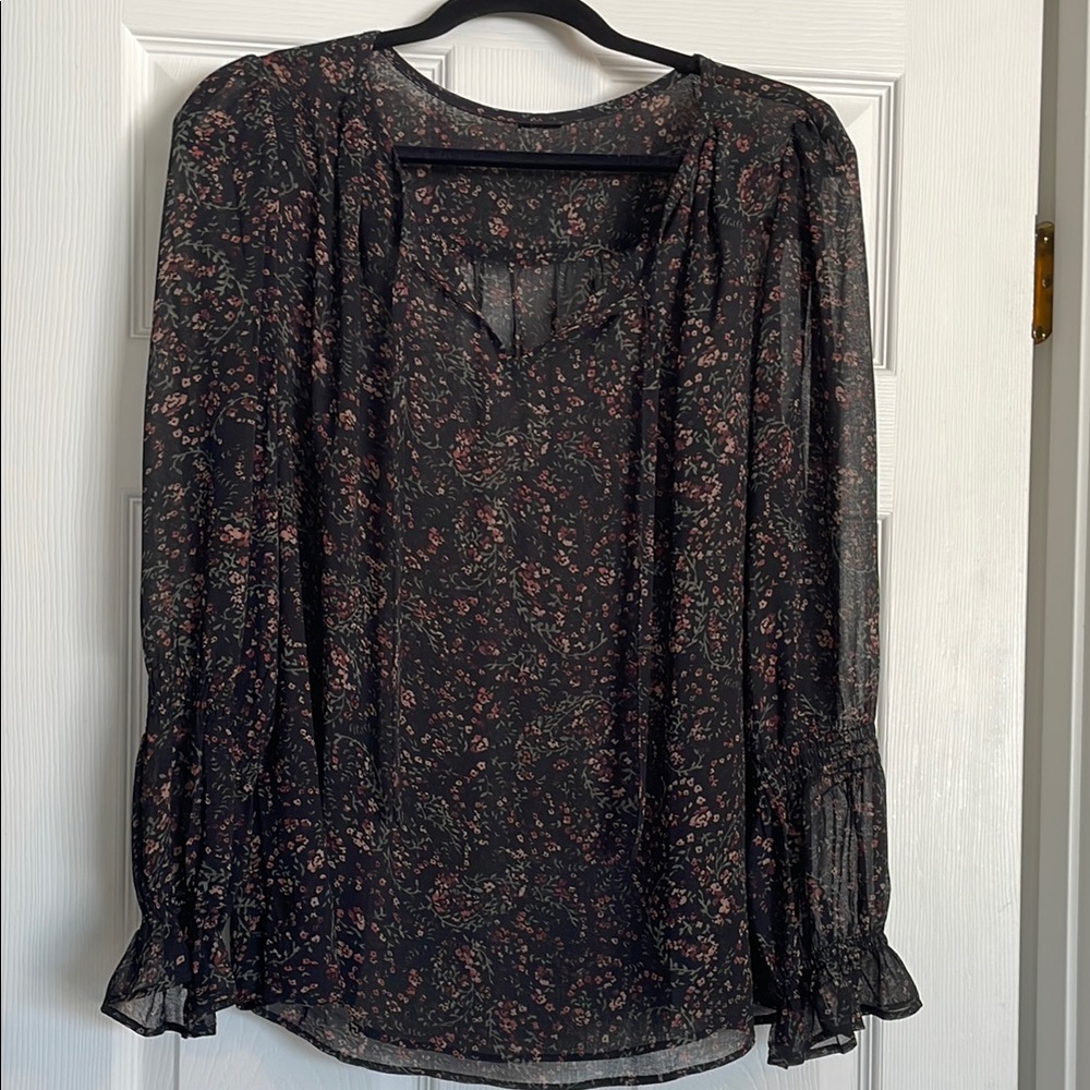 🇨🇦Floral Black Sheer Top